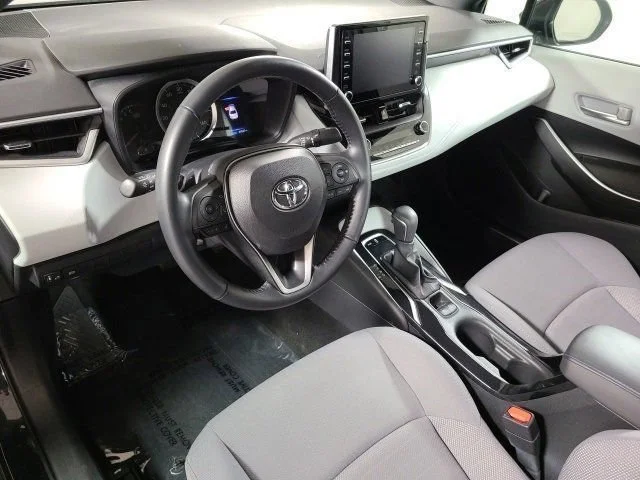 Used 2020 Black Sand Pearl Toyota SE image 22
