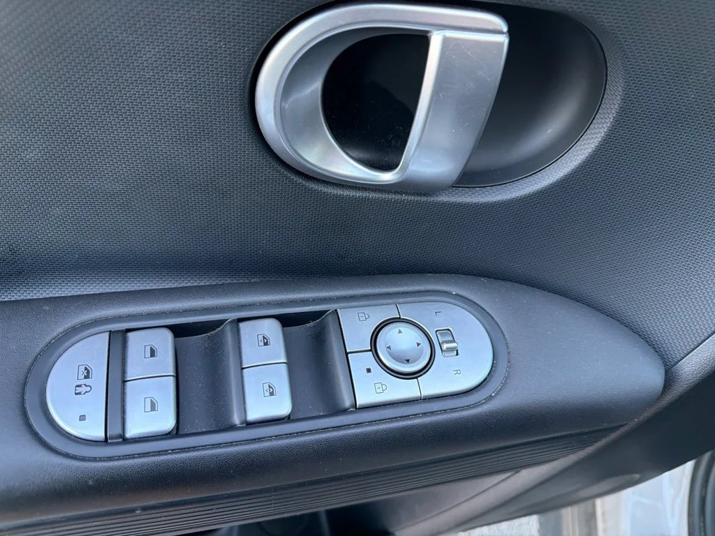 Used 2024 Cyber Gray Hyundai SEL image 21