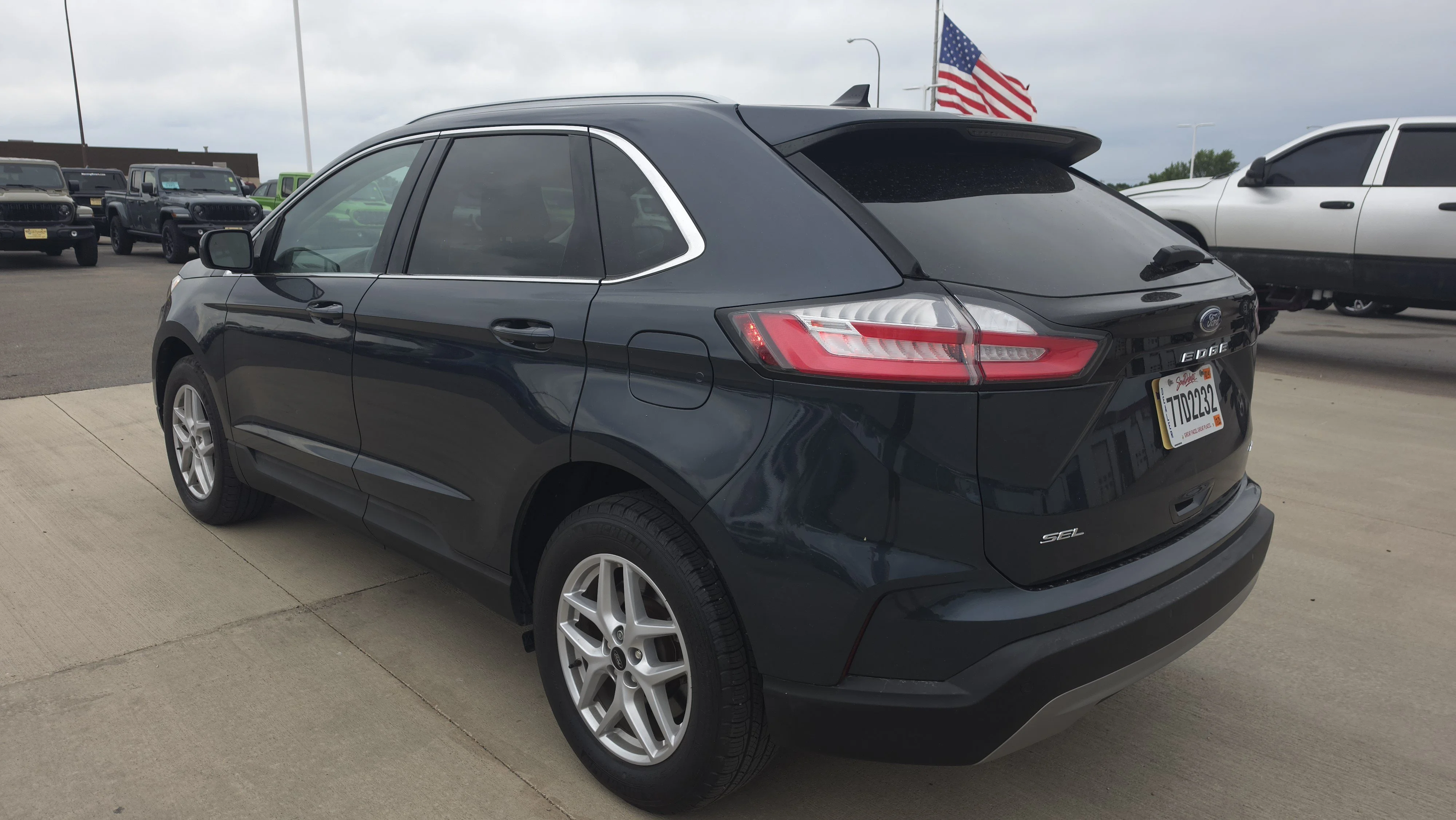 Used 2024 Blue Ford SEL image 7
