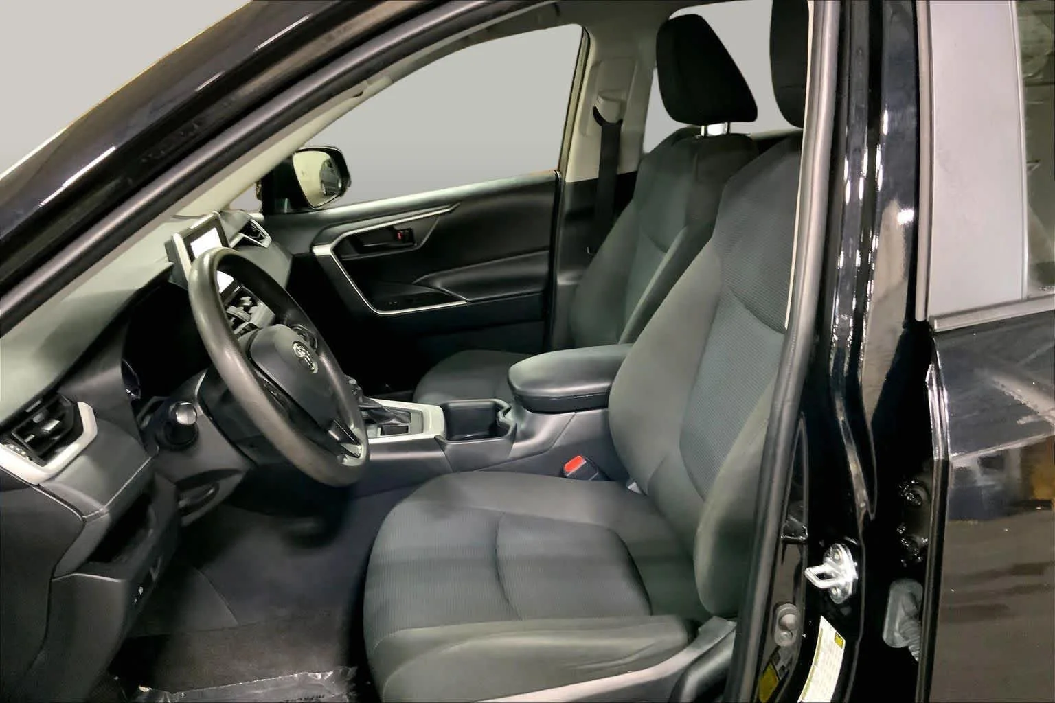 Used 2025 Midnight Black Metallic Toyota LE image 8
