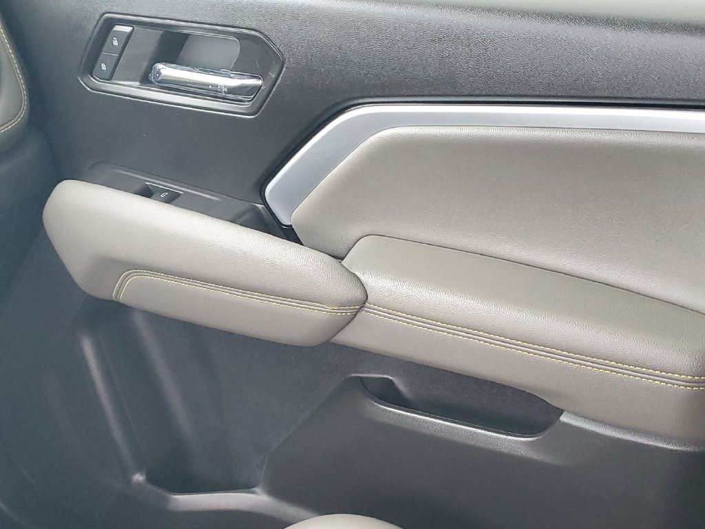 Used 2023 Gray Chevrolet ZR2 image 13
