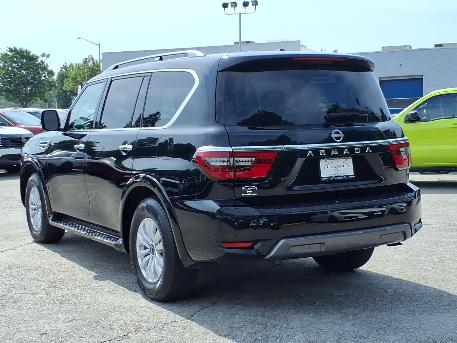 Used 2023 Super Black Nissan SV image 9