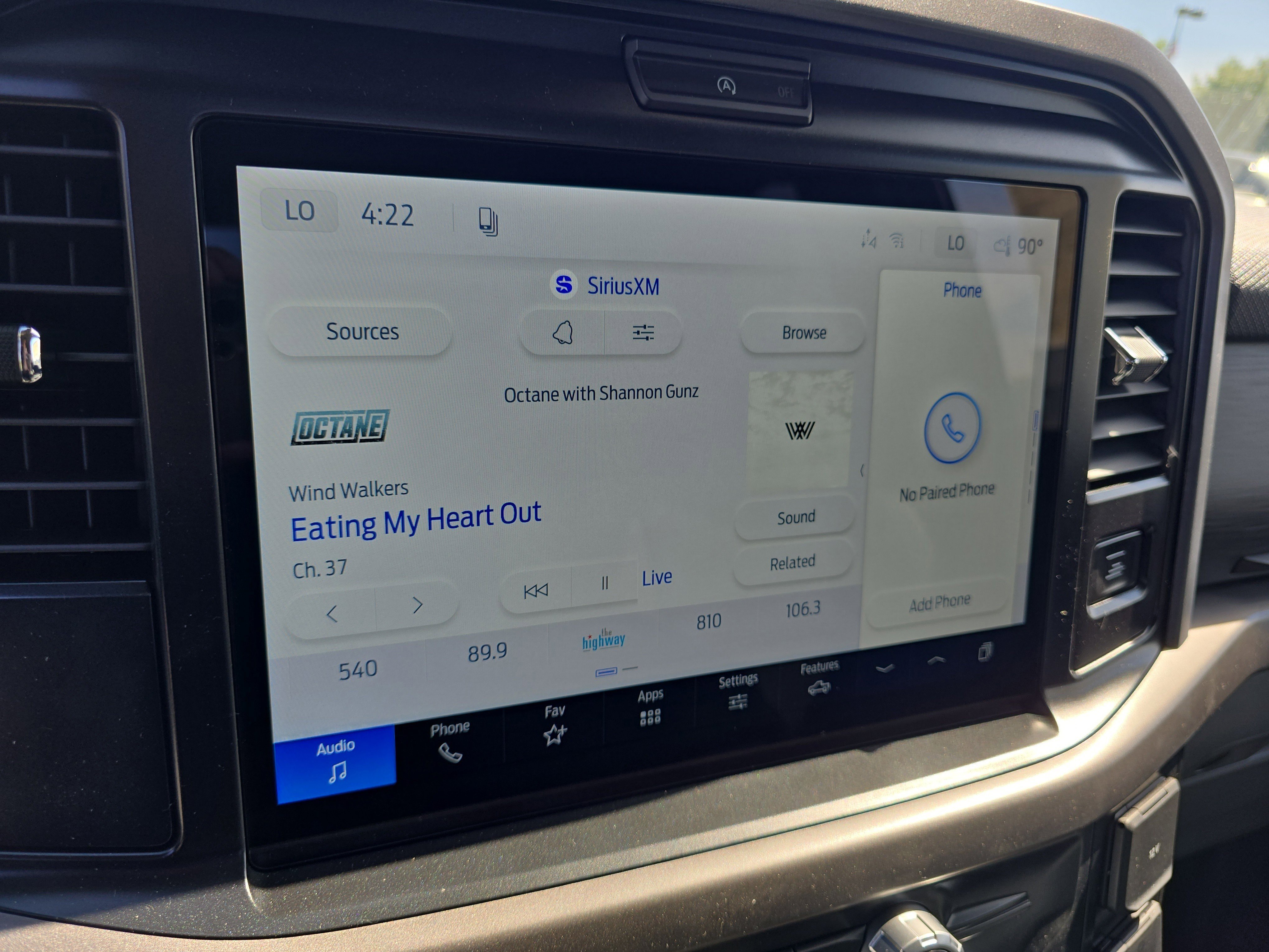 New 2026 Carbonized Gray Metallic Ford XLT image 19