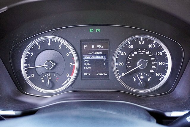 Used 2020 Brown Hyundai SE image 41