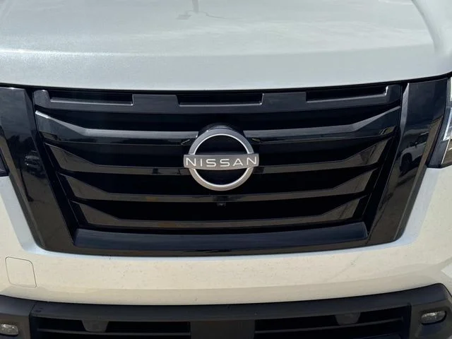 Used 2023 White Nissan SL image 3