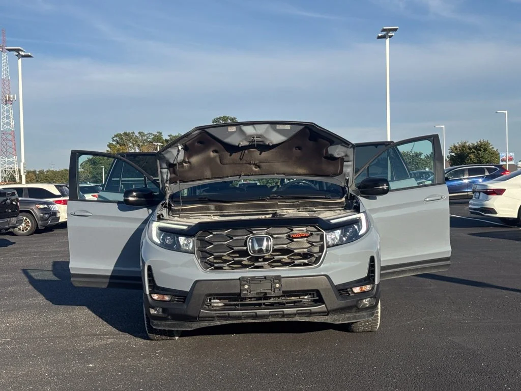 Used 2023 Gray Honda TrailSport image 17