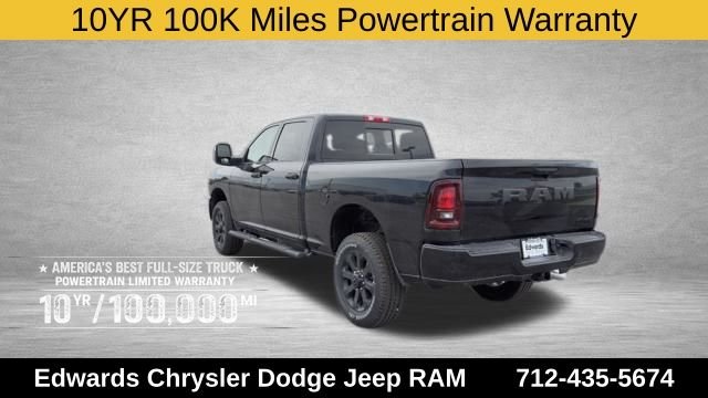 New 2026 Diamond Black Crystal Pearl-Coat Exterior Paint RAM Tradesman image 7