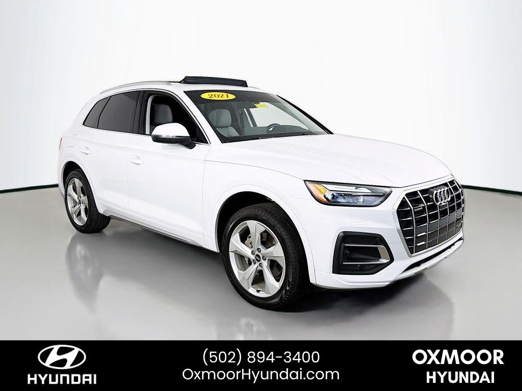 2021 Audi Q5 45 Premium Plus's photo