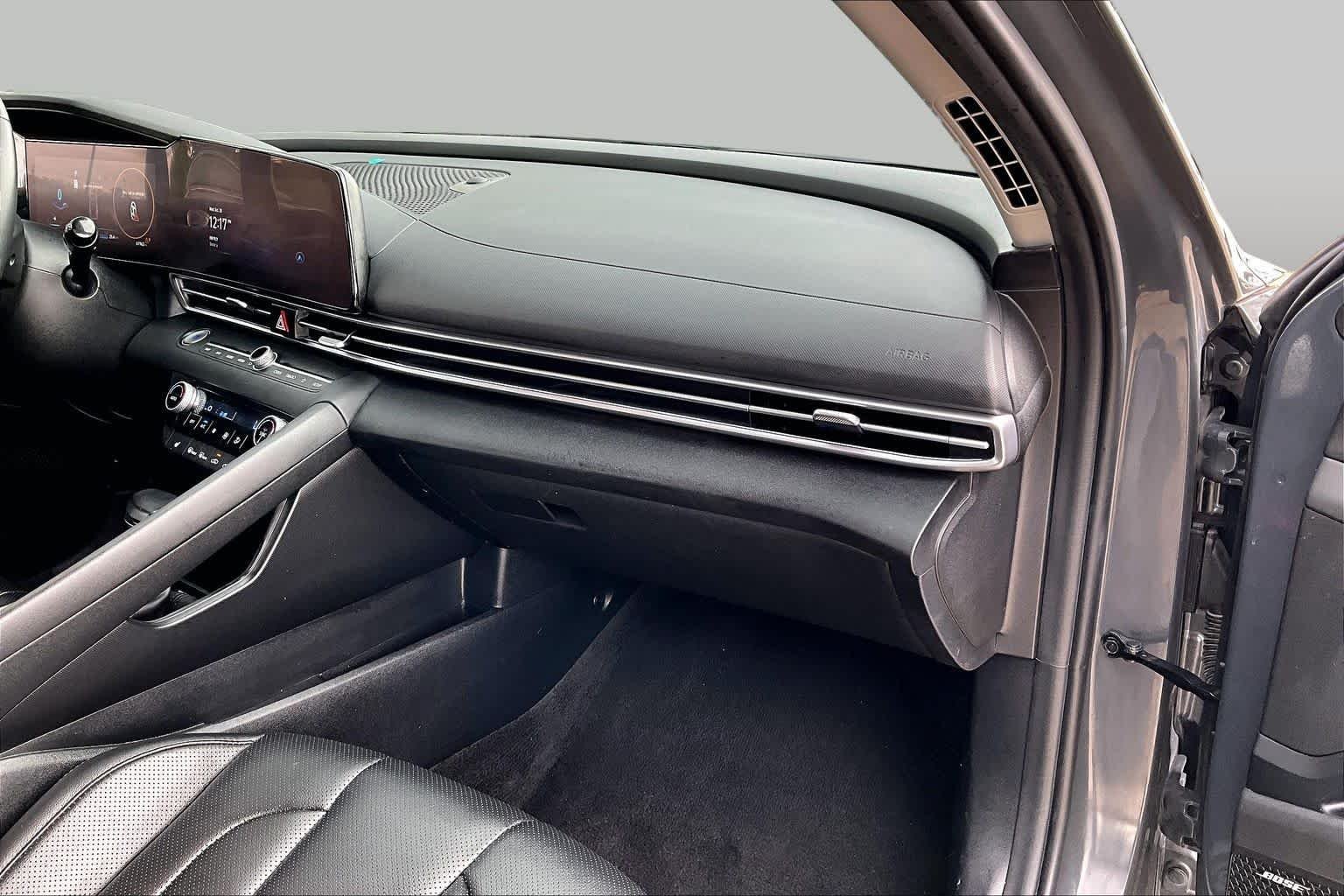 Used 2024 Ecotronic Gray Hyundai Limited image 18