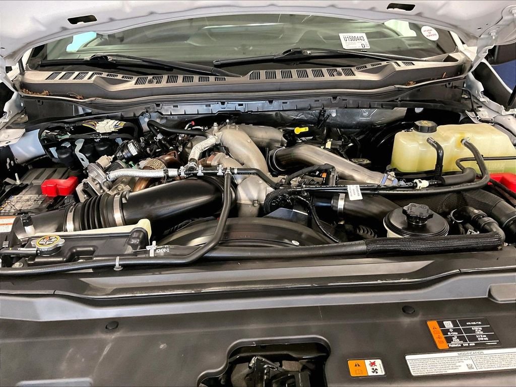 Used 2023 White Ford Lariat image 35