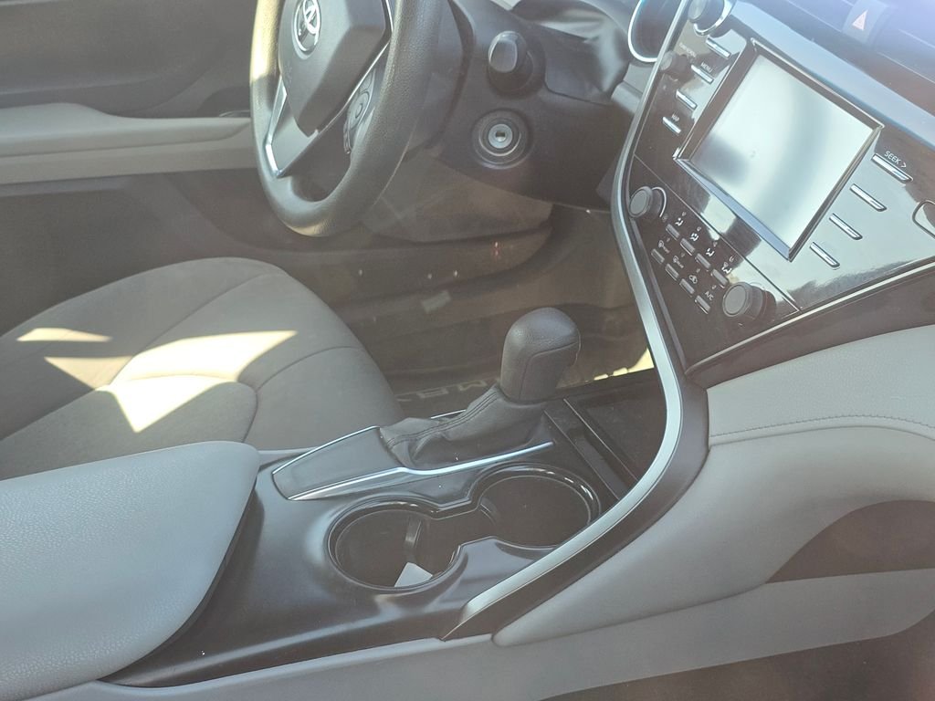 Used 2020 Gray Toyota LE image 14