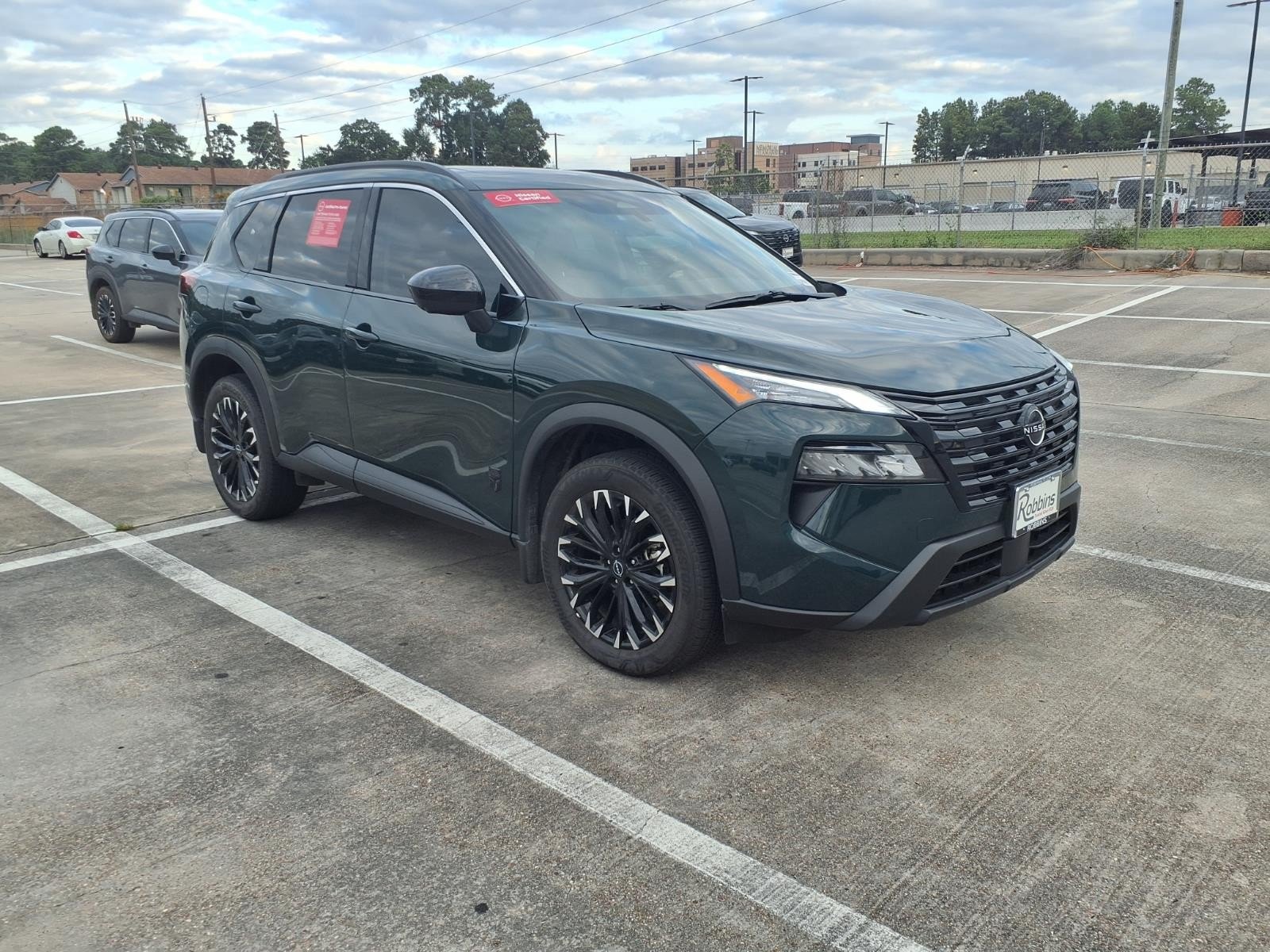 2026 Nissan Rogue photo 3 of 28