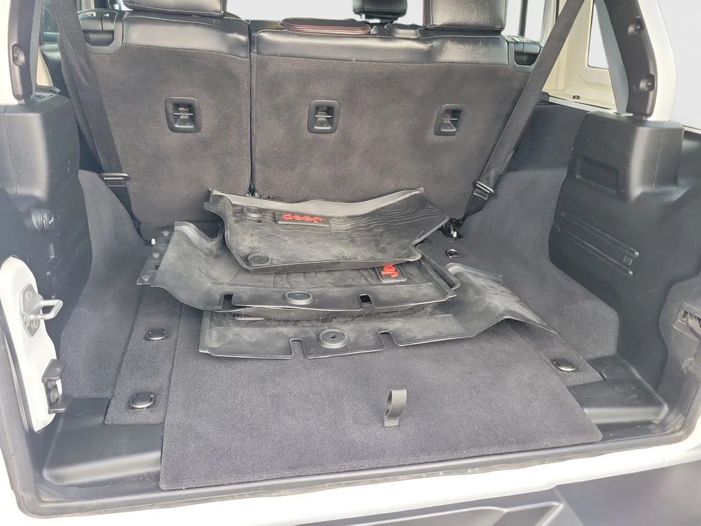 Certified Used 2020 White Jeep Unlimited Rubicon image 33