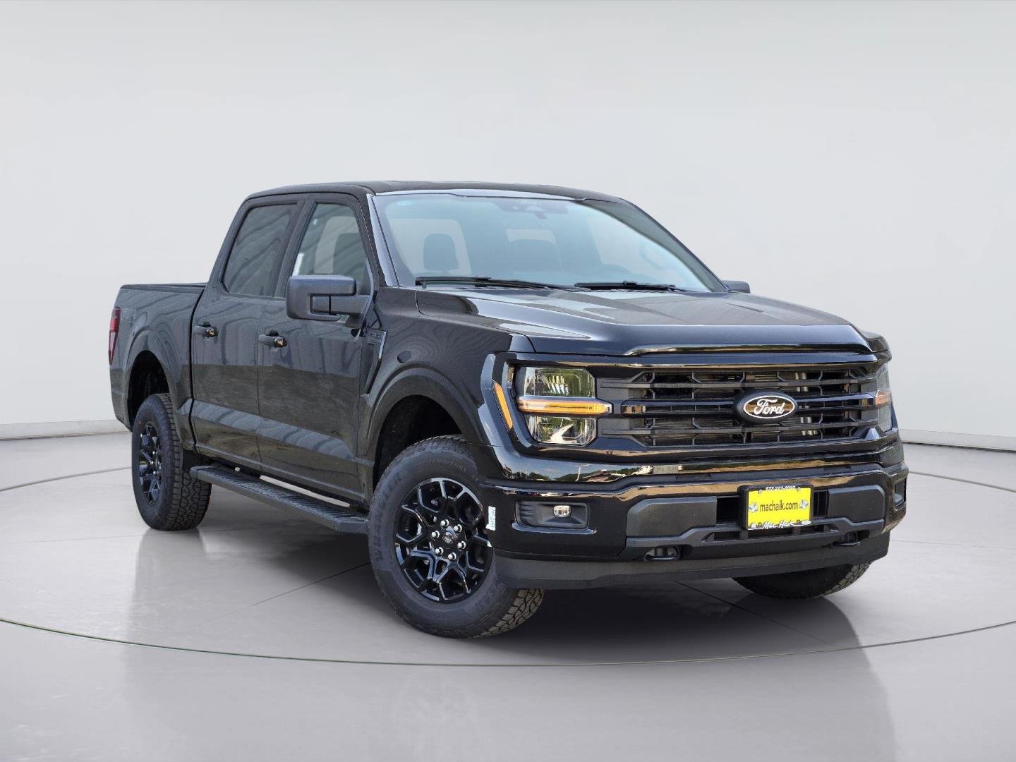 New 2026 Agate Black Metallic Ford XLT image 1