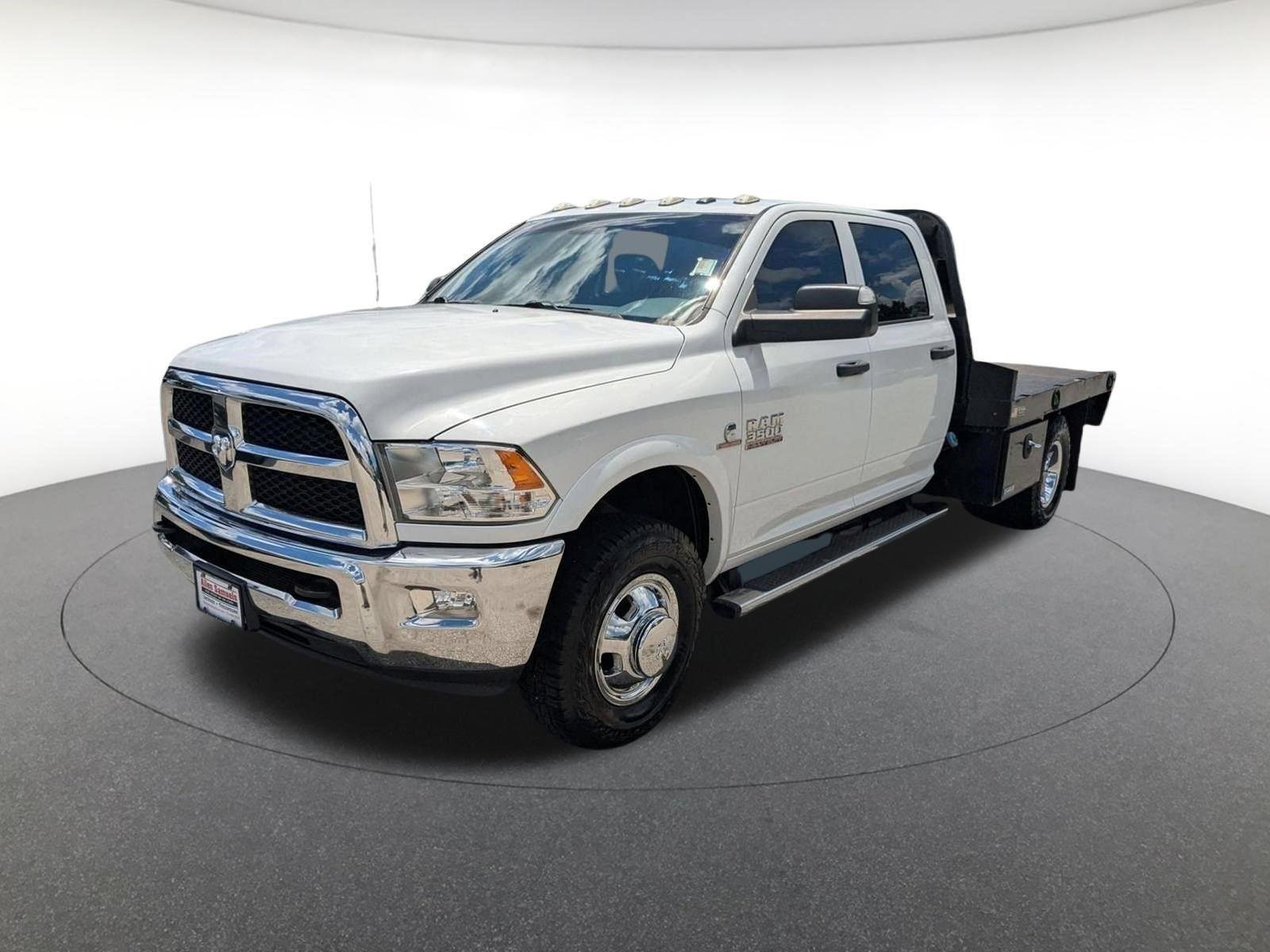 Used 2018 Bright White Clearcoat Ram Tradesman image 8