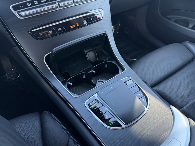 Used 2022 Silver Mercedes-Benz GLC 300 image 24