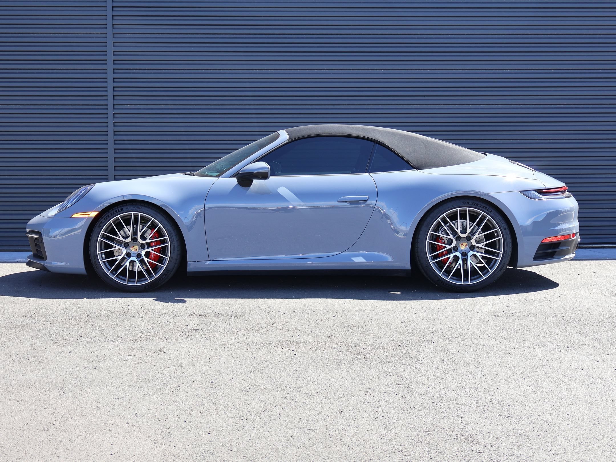 Certified Used 2023 Arctic Grey Porsche Carrera 4S image 2