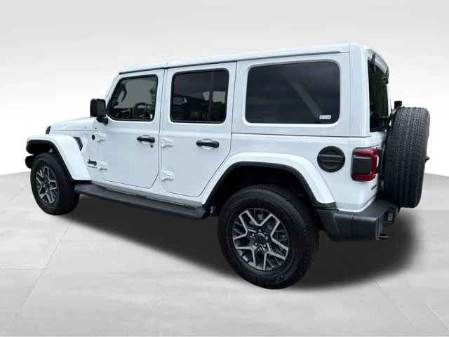 New 2026 Bright White Clear-Coat Exterior Paint Jeep Sahara image 5