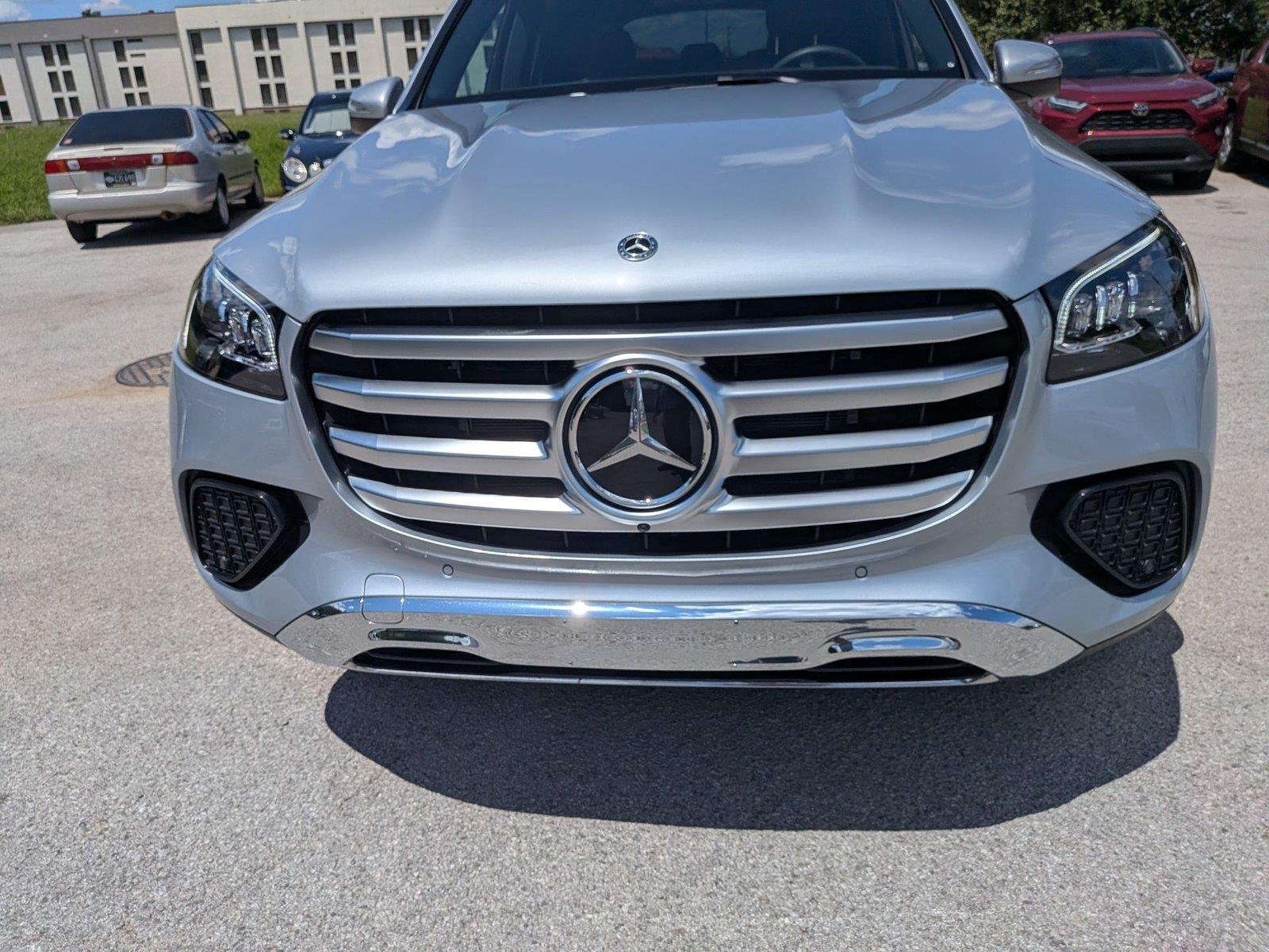 Used 2025 Cirrus Silver Metallic Mercedes-Benz GLS 450 image 14