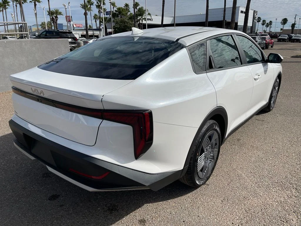 New 2026 White Kia LX image 8
