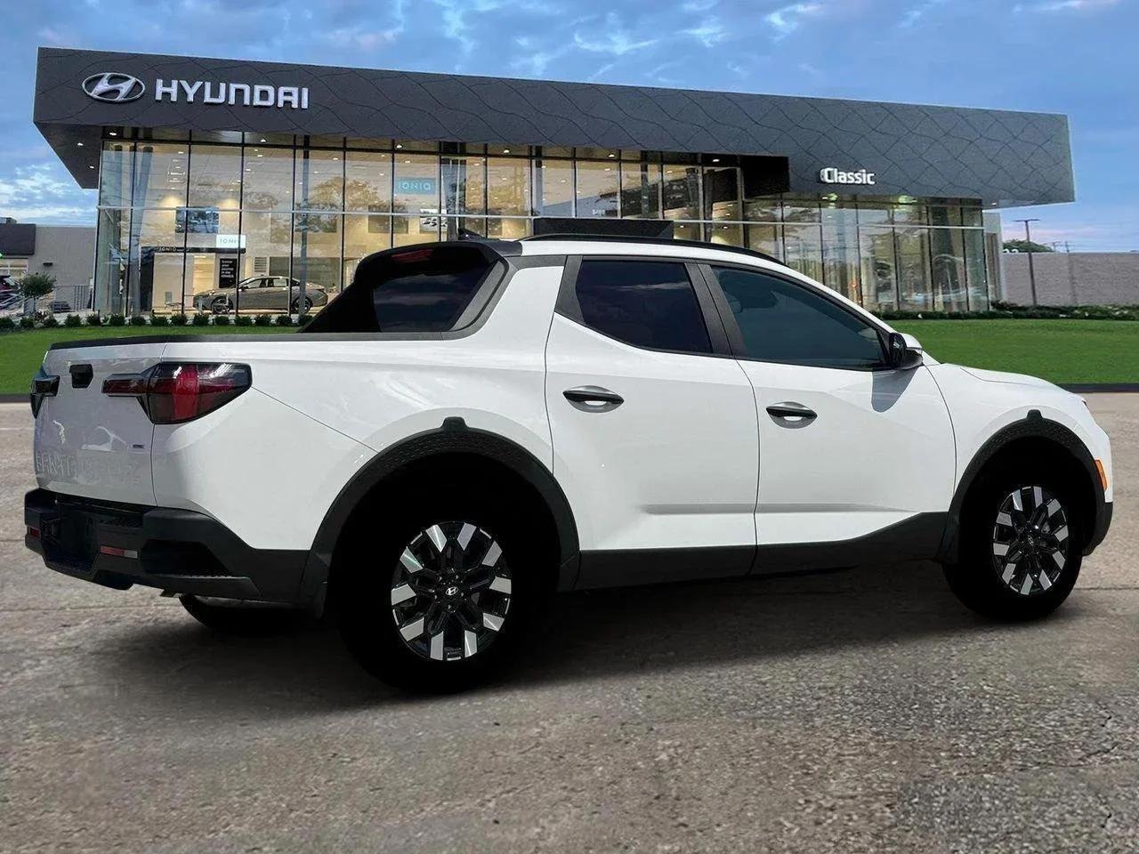 New 2026 Atlas White Hyundai SEL image 8