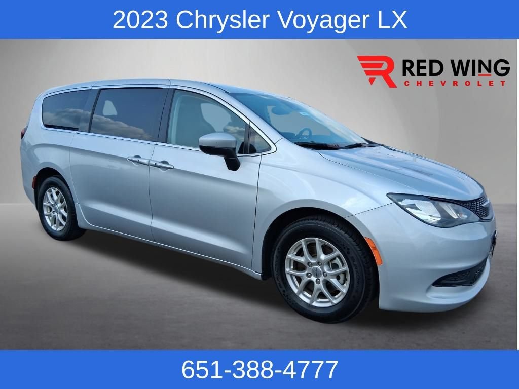 2023 Chrysler Voyager