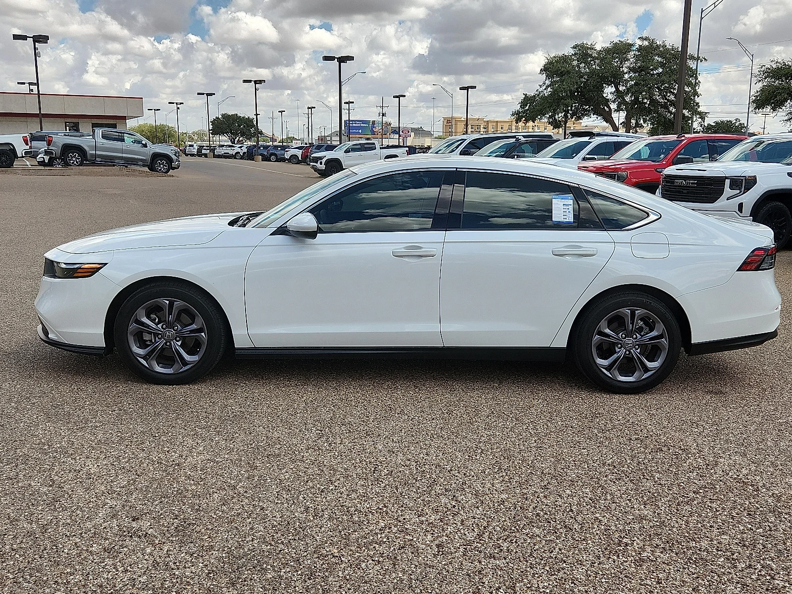 Certified Used 2023  Honda EX image 2