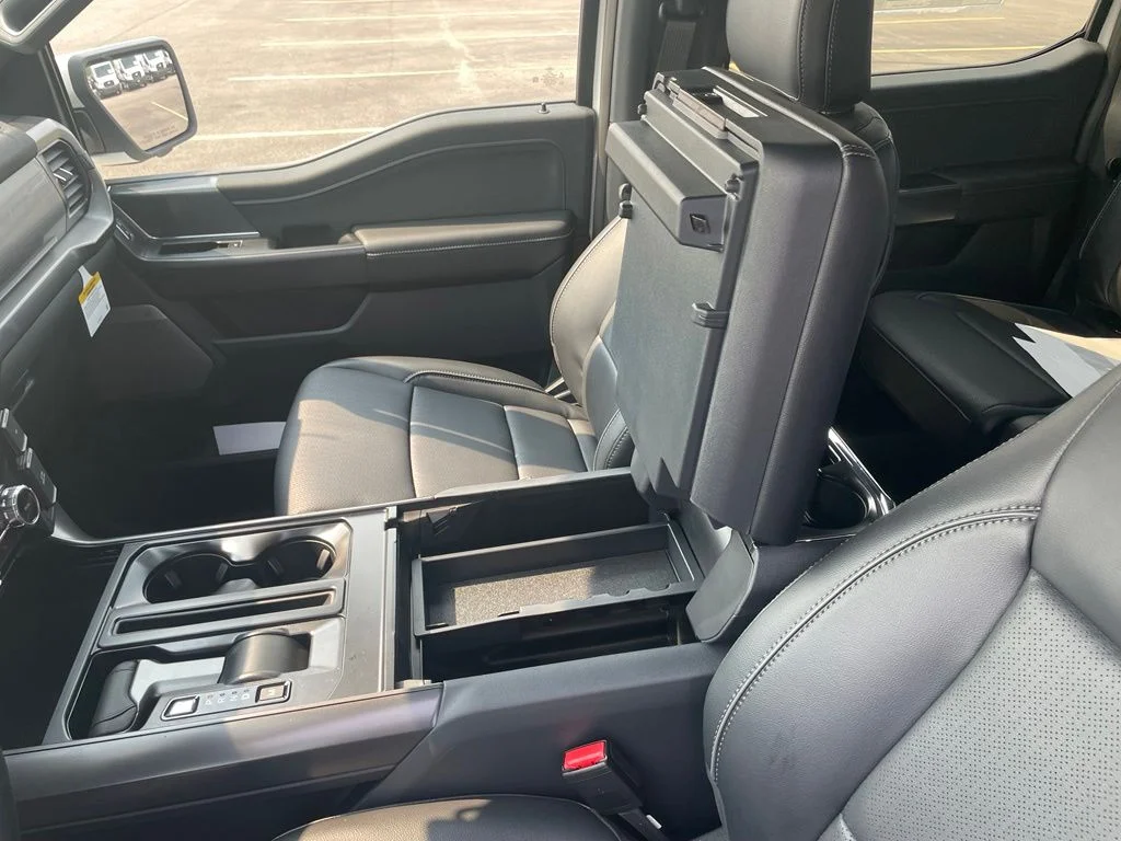 New 2026 Star White Metallic Tri-Coat Ford Lariat® image 31