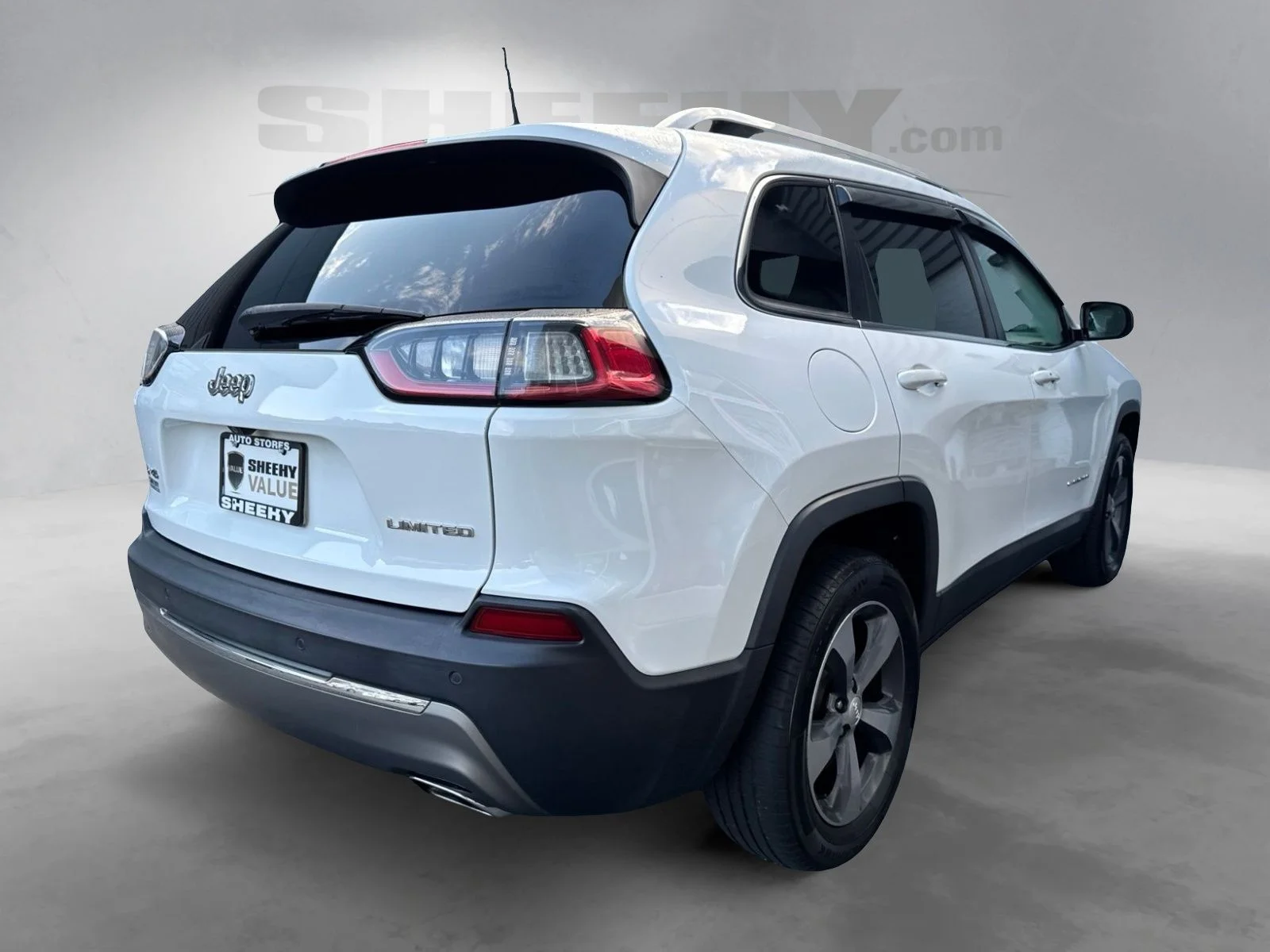 Used 2019 Bright White Clearcoat Jeep Limited image 15