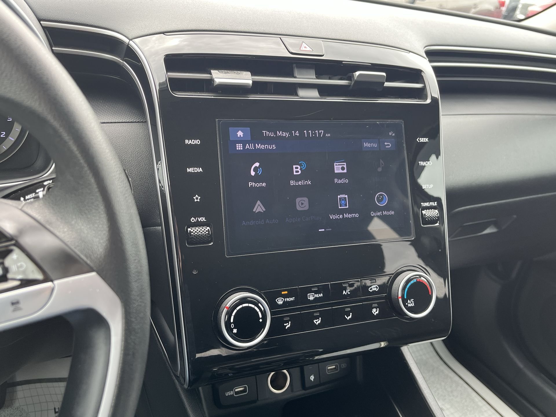 Used 2023 Phantom Black Hyundai SEL image 12