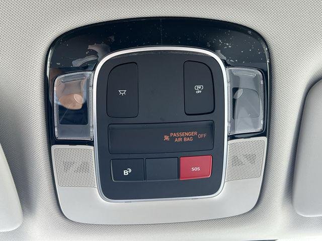 New 2026 Gray Hyundai SEL FWD image 26