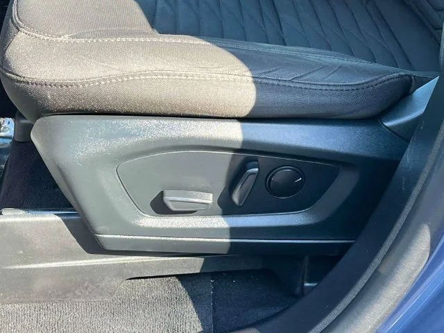 Used 2021 Blue Metallic Ford XLT image 32