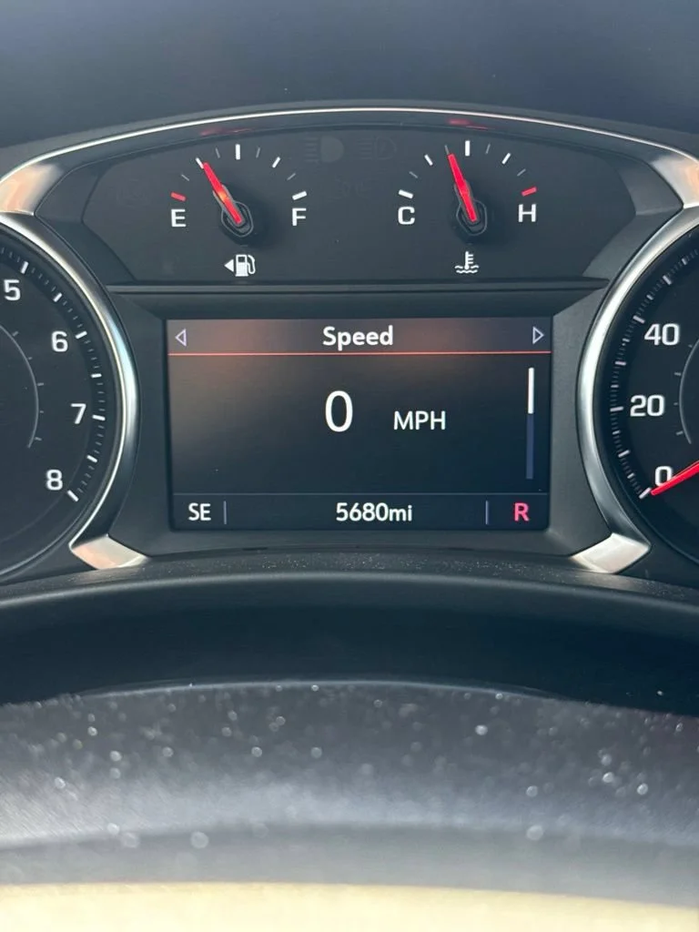 Used 2024 Iridescent Pearl Tricoat Chevrolet LT image 11