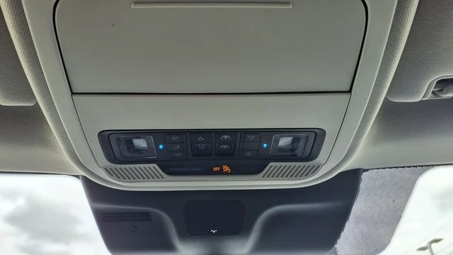 Used 2025 White Ford Active image 26