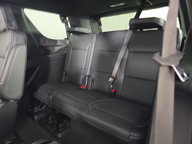 Used 2022 Summit White GMC Denali image 29
