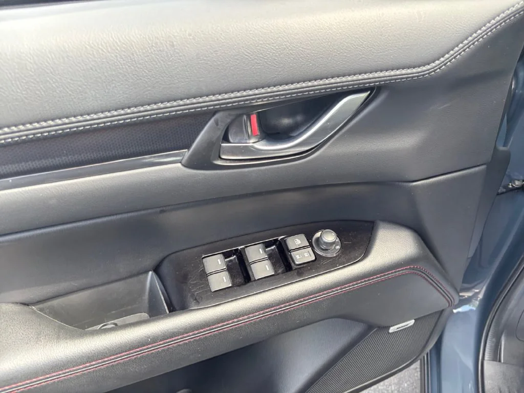 Used 2024 Gray Mazda 2.5 S Carbon Edition image 28
