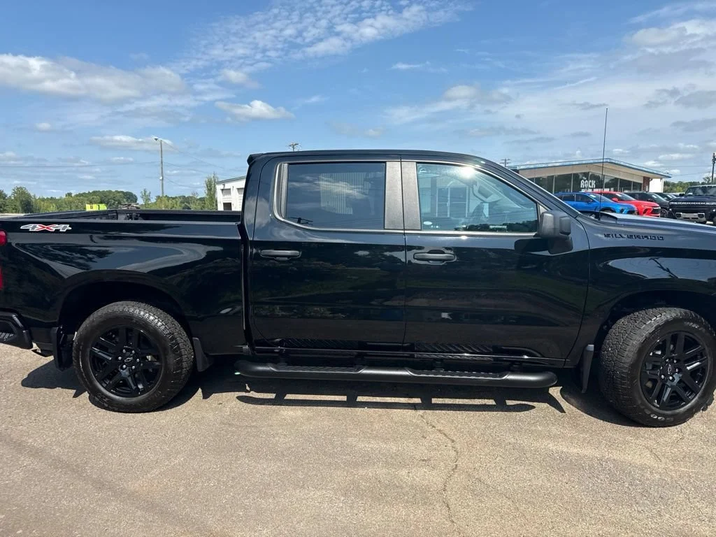Used 2024 Black Chevrolet Custom image 6