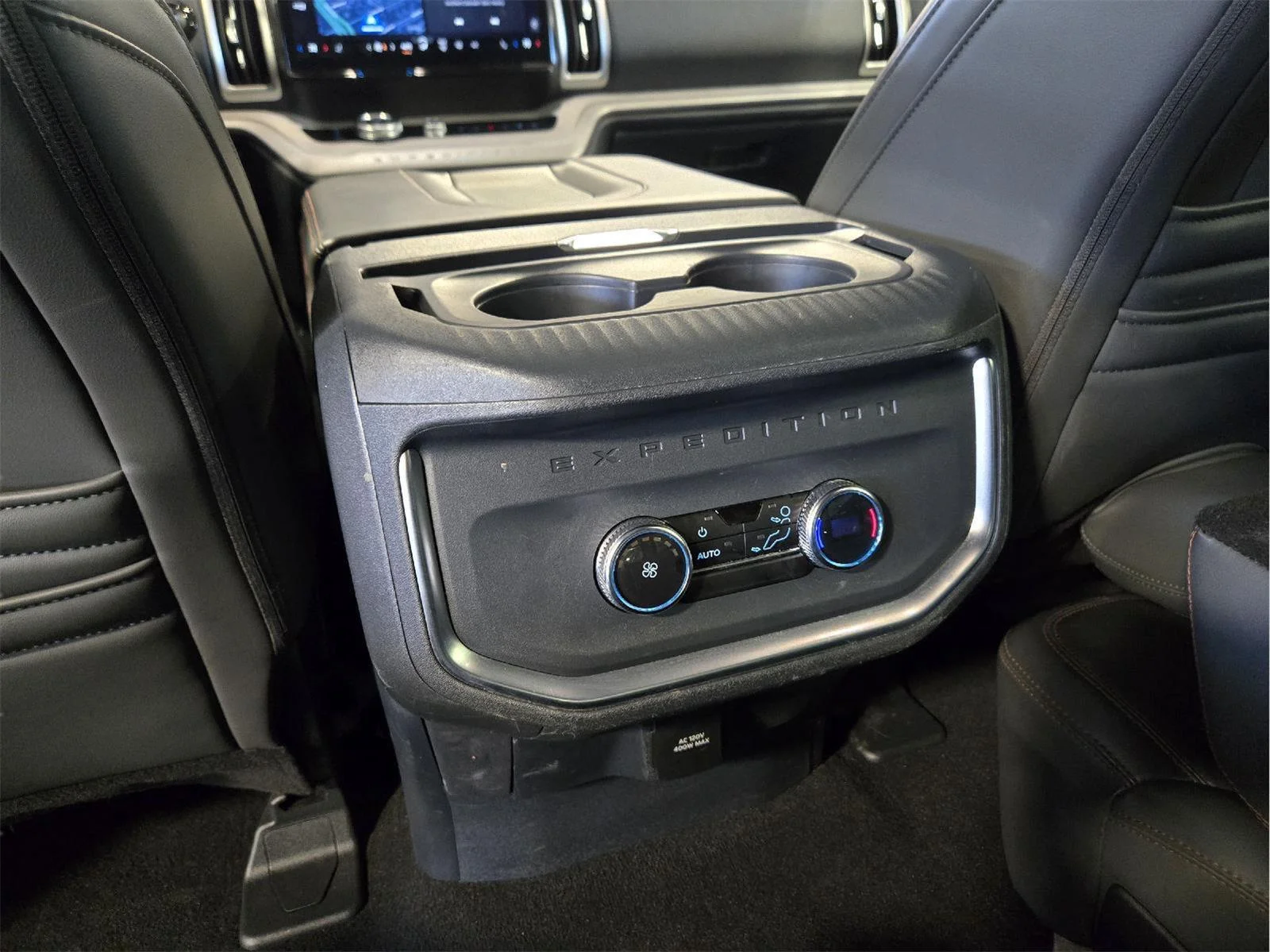 Used 2025 Agate Black Ford Active image 37