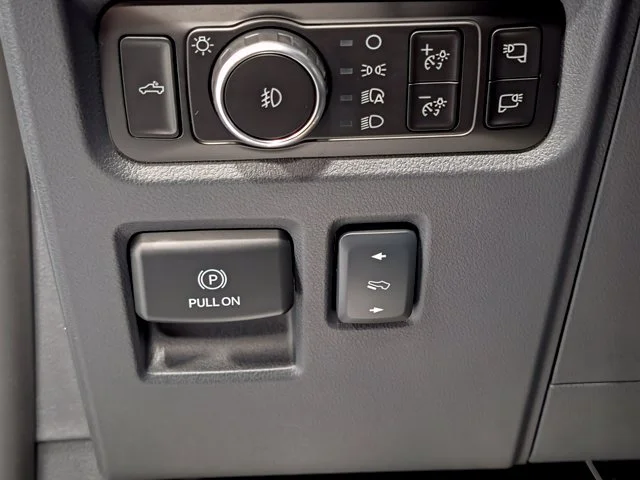 Used 2026 White Ford Lariat image 12