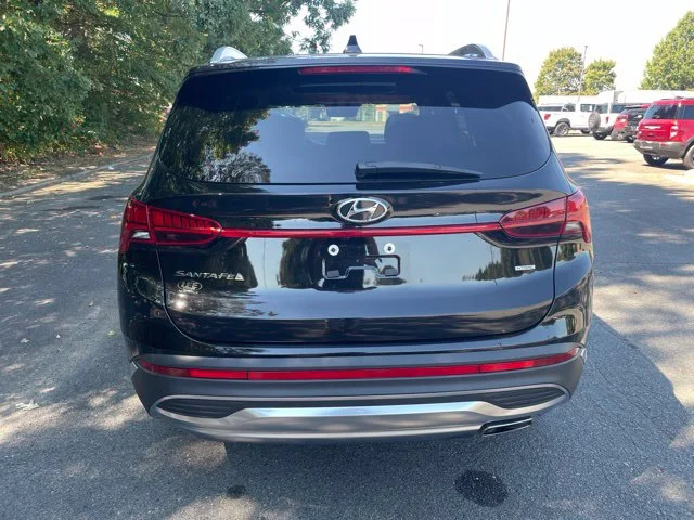 Used 2023 Black Hyundai SEL image 4