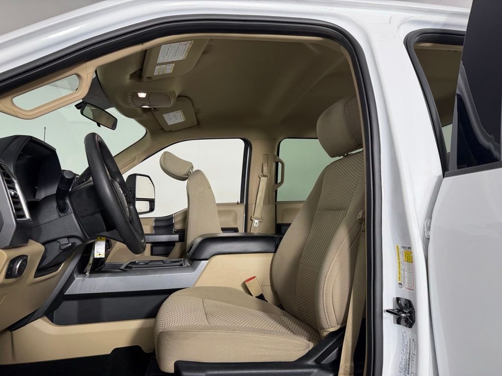 Used 2018 White Ford XLT image 20