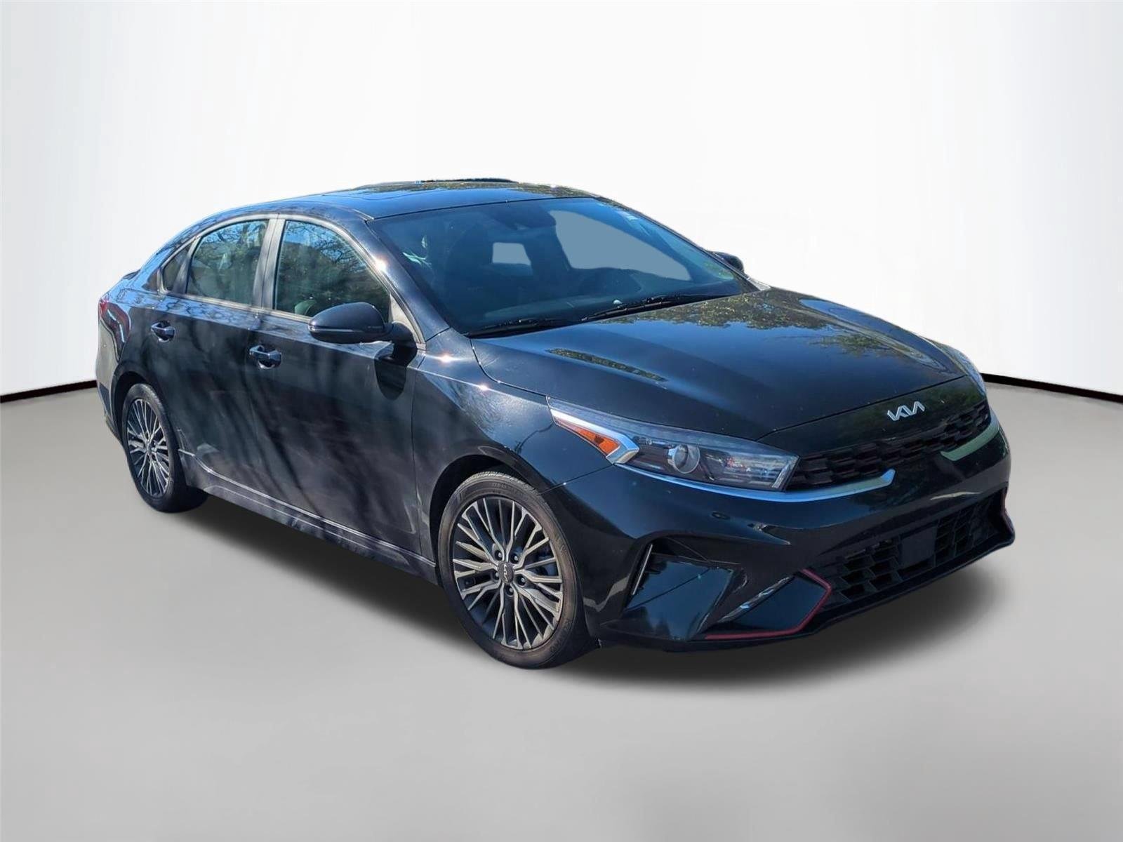 Used 2024 Aurora Black Kia GT-Line image 3