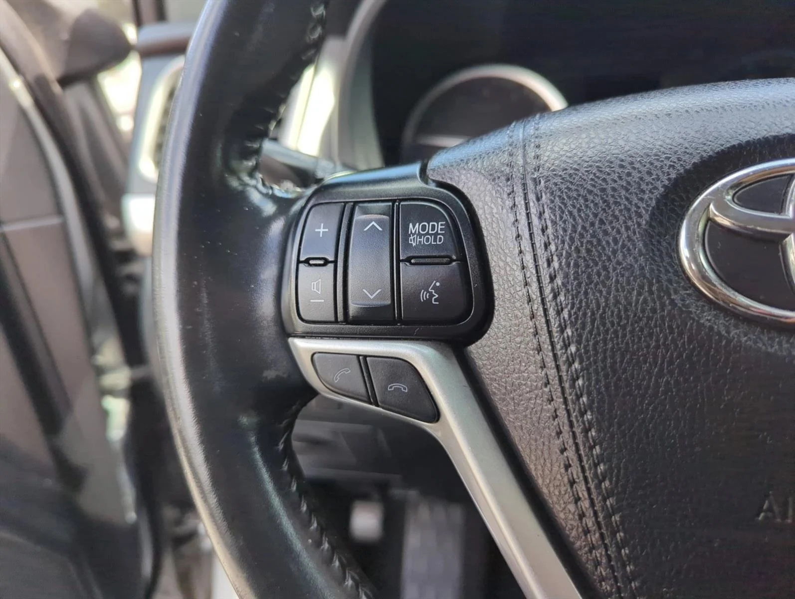 Used 2019 Celestial Silver Metallic Toyota Limited image 16