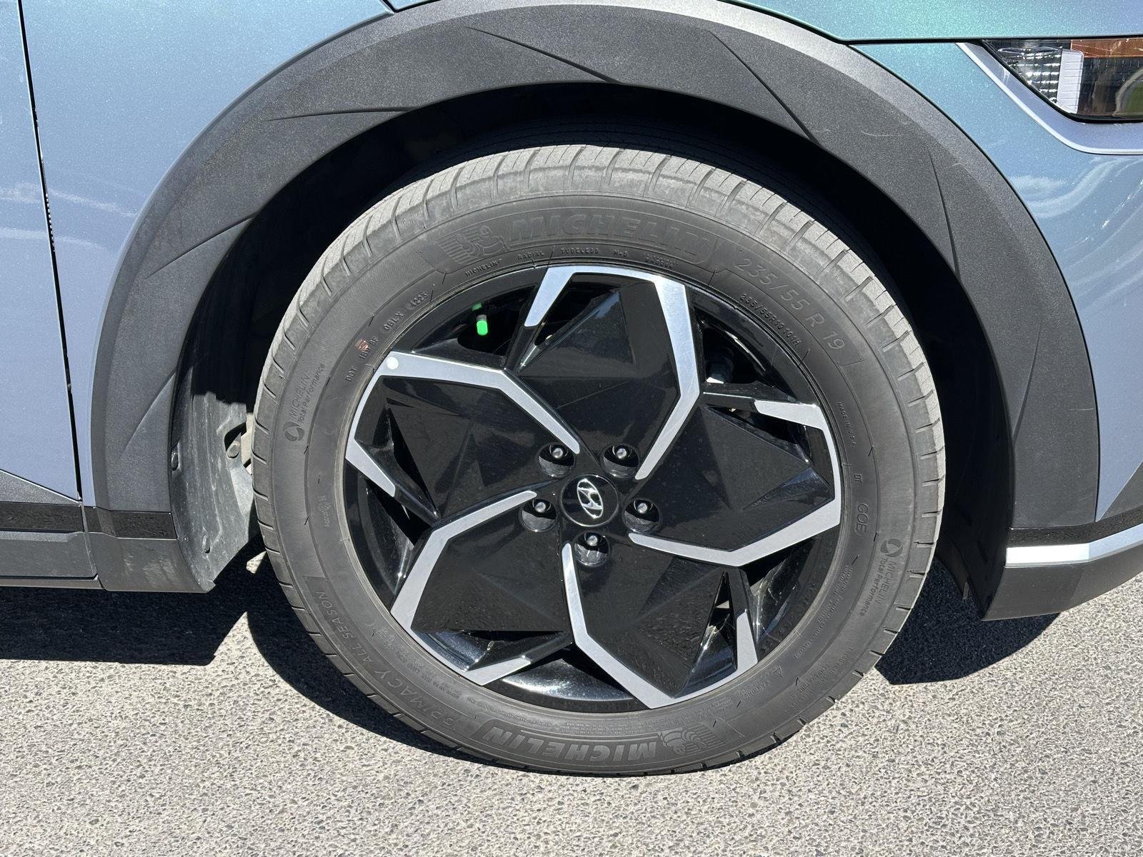 Certified Used 2024 Digital Teal Hyundai SEL image 18