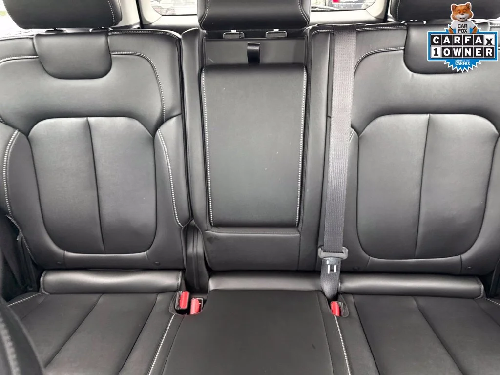 Used 2023 Black Jeep Limited image 30