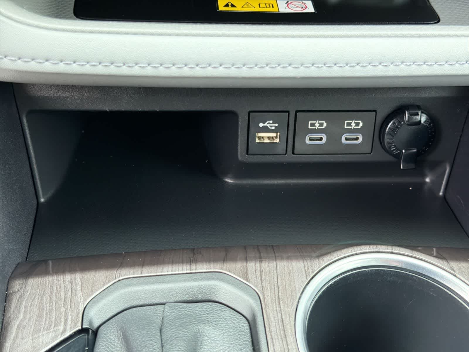 Used 2023 Wind Chill Pearl Toyota Platinum image 33