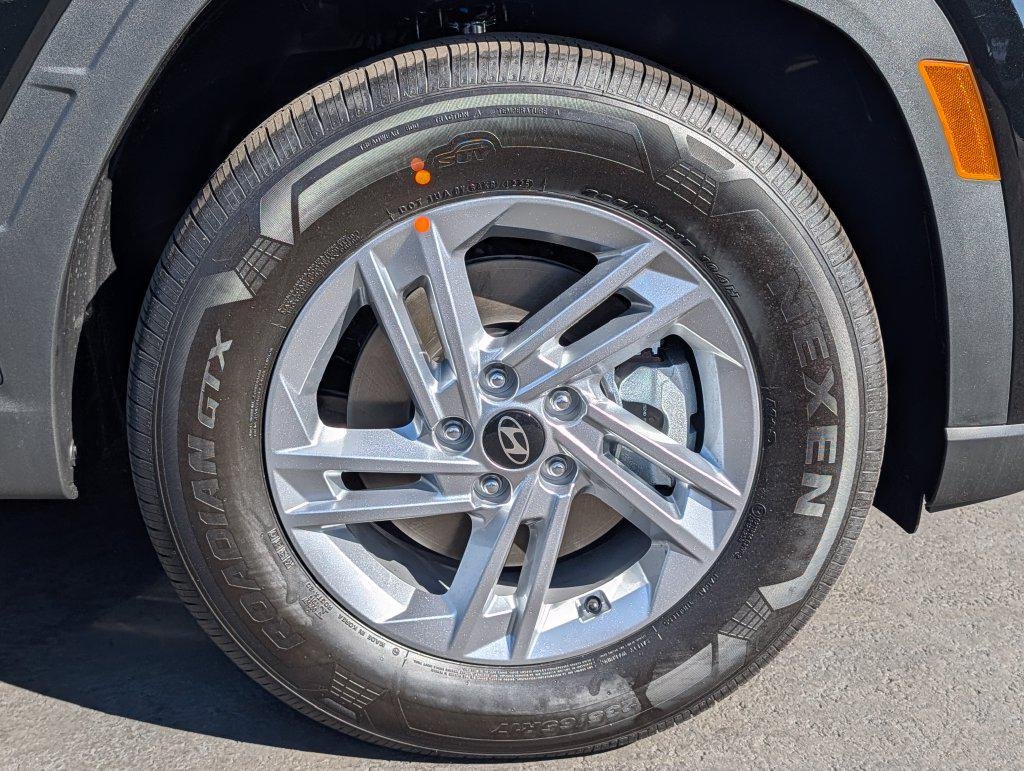 New 2026 Black Hyundai SE FWD image 8