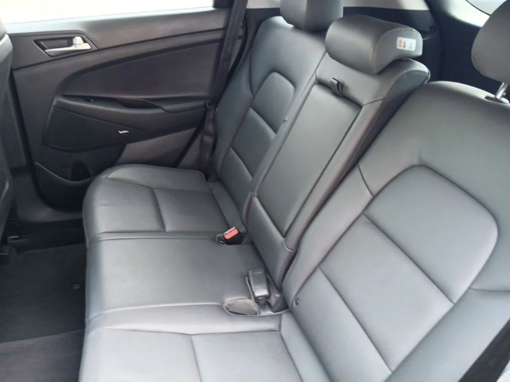 Used 2018 Black Noir Pearl Hyundai Limited image 31