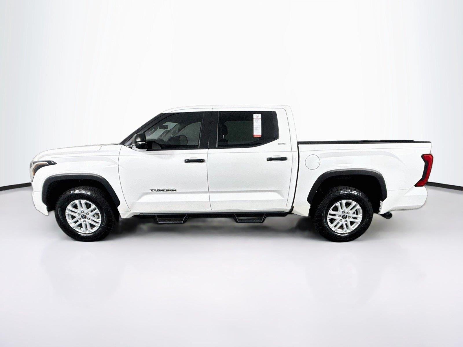 Used 2024 Ice Cap Toyota SR5 image 13