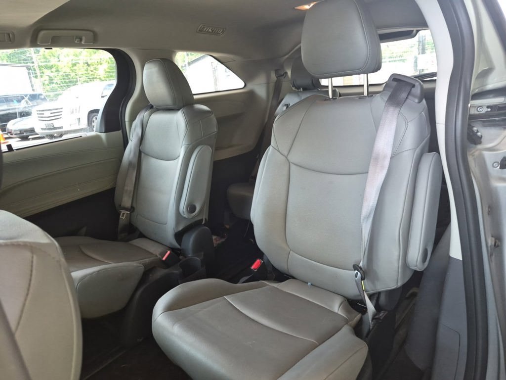 Used 2023 Silver Toyota XLE image 2
